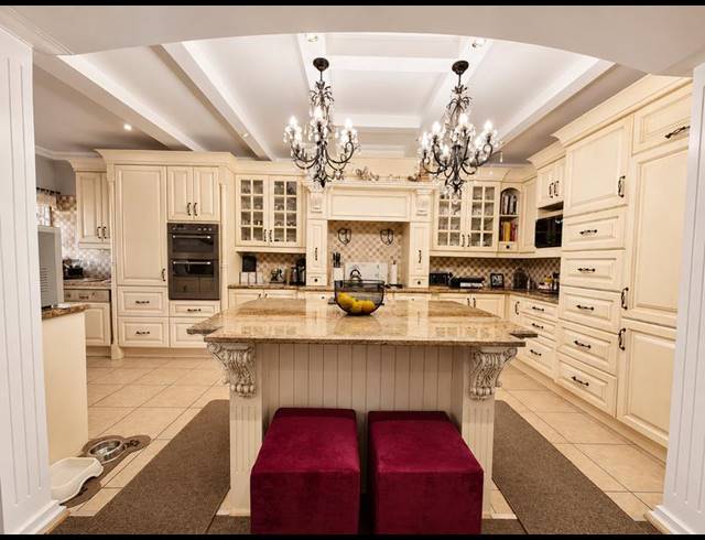 3 BEDROOM TOWNHOUSE FOR SALE IN THREE RIVERS